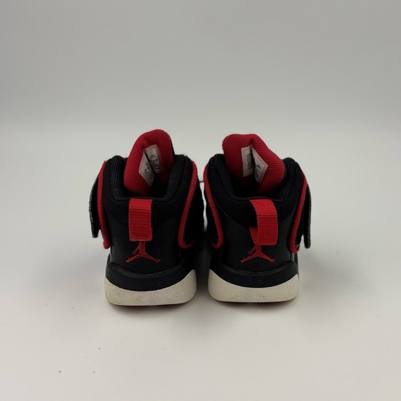 Air Jordan Pro Strong DC7910-061 Mid Tops  Black and Red  Toddler 7C - Picture 3 of 6
